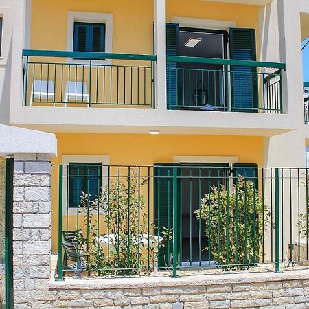 Wave Luxury Apartments Kassiopi Exterior photo